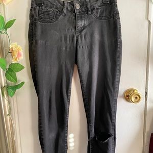 SO Black Mid Rise Ripped Jeggings